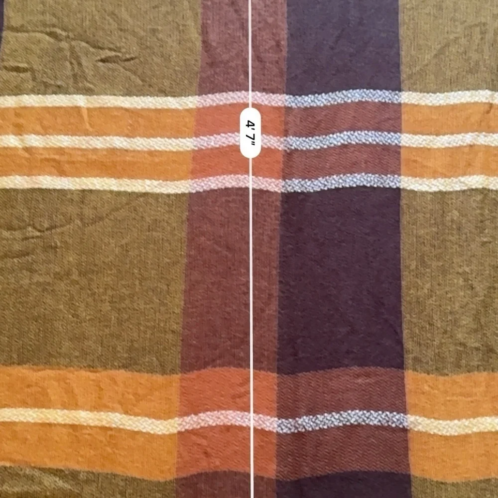 Oversized Plaid Blanket Scarf Shawl | Cozy & Stylish - Picture 11 of 15